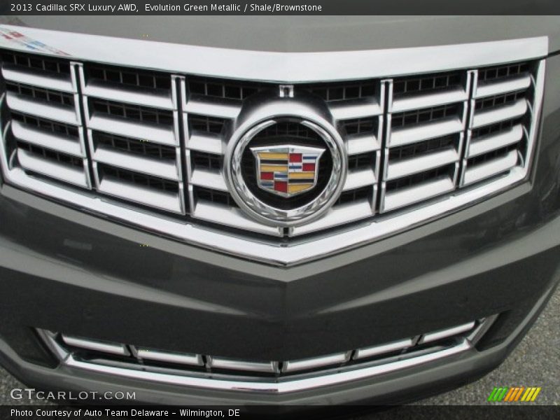 Evolution Green Metallic / Shale/Brownstone 2013 Cadillac SRX Luxury AWD