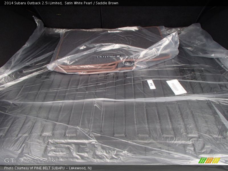 Satin White Pearl / Saddle Brown 2014 Subaru Outback 2.5i Limited