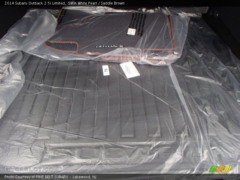 Satin White Pearl / Saddle Brown 2014 Subaru Outback 2.5i Limited