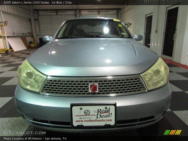 Ice Blue / Grey 2005 Saturn L Series L300 Sedan