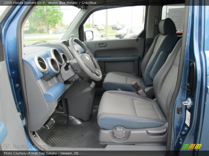 Front Seat of 2006 Element EX-P