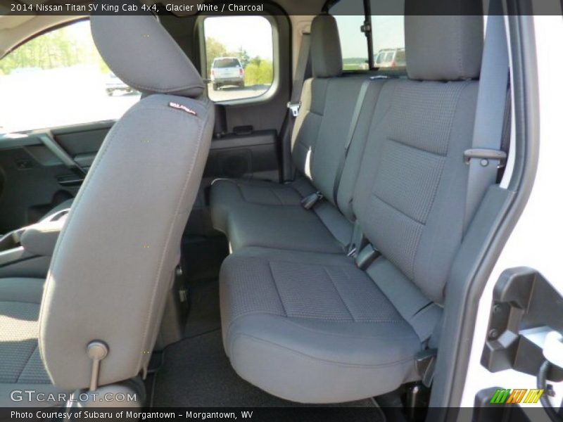 Glacier White / Charcoal 2014 Nissan Titan SV King Cab 4x4