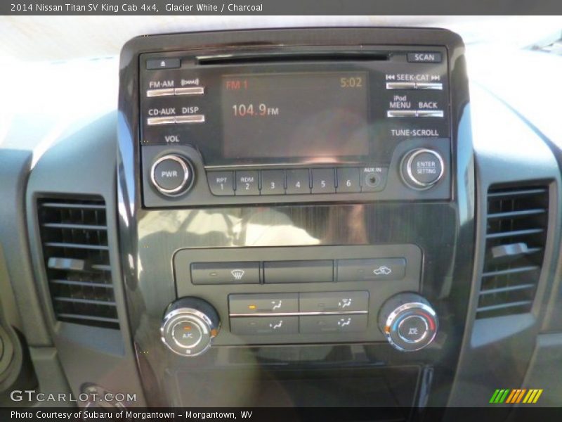Glacier White / Charcoal 2014 Nissan Titan SV King Cab 4x4