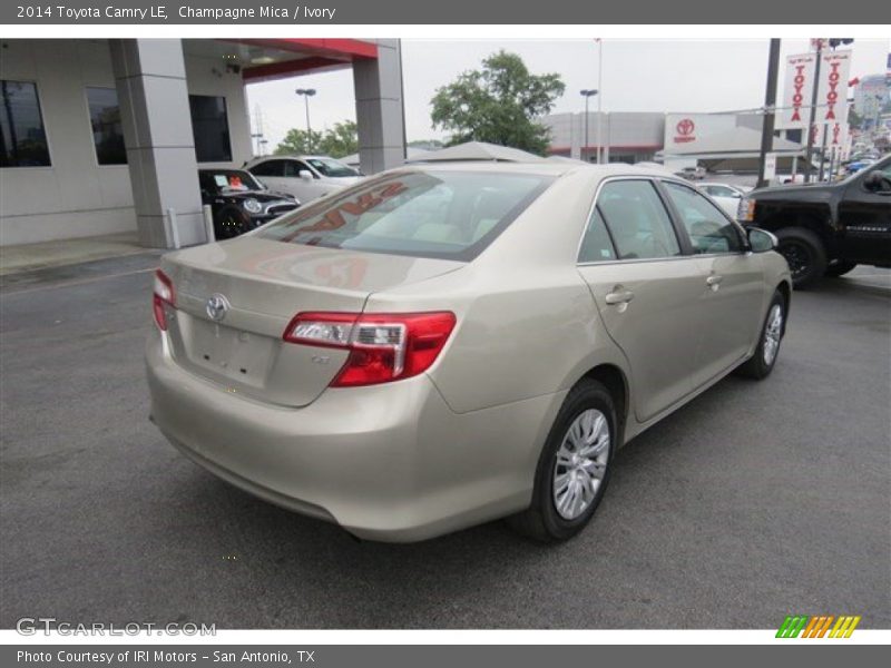 Champagne Mica / Ivory 2014 Toyota Camry LE