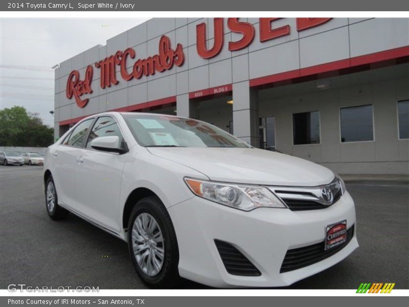 Super White / Ivory 2014 Toyota Camry L