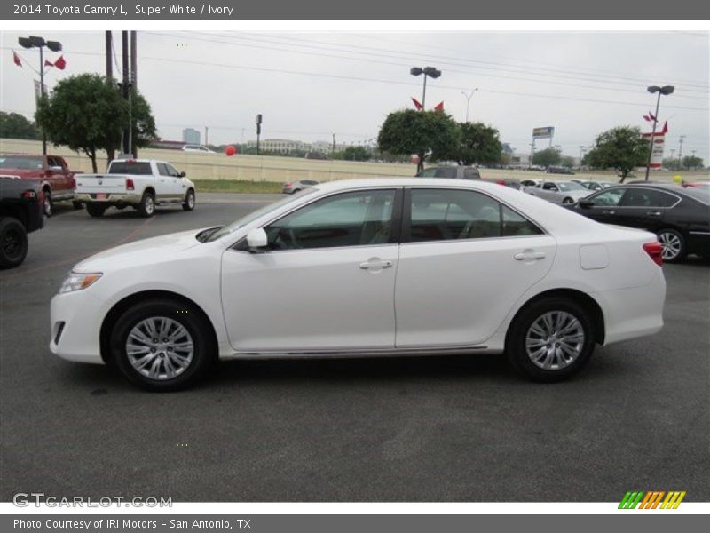 Super White / Ivory 2014 Toyota Camry L