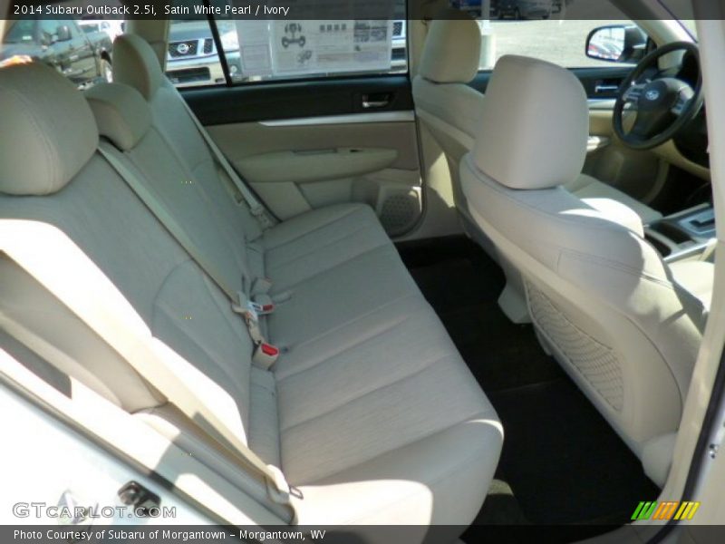 Satin White Pearl / Ivory 2014 Subaru Outback 2.5i