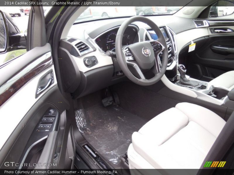 Graphite Metallic / Light Titanium/Ebony 2014 Cadillac SRX Luxury