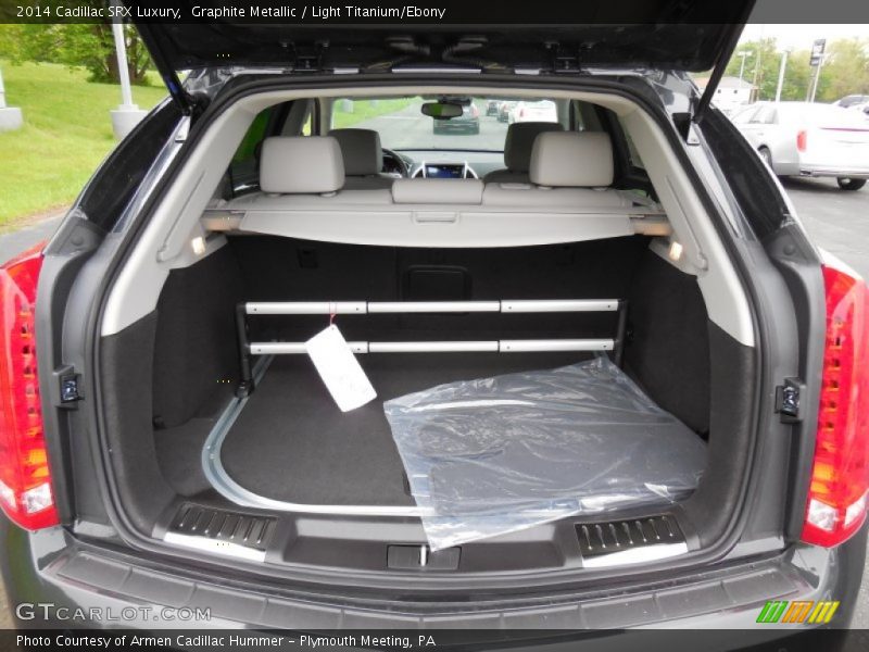 Graphite Metallic / Light Titanium/Ebony 2014 Cadillac SRX Luxury