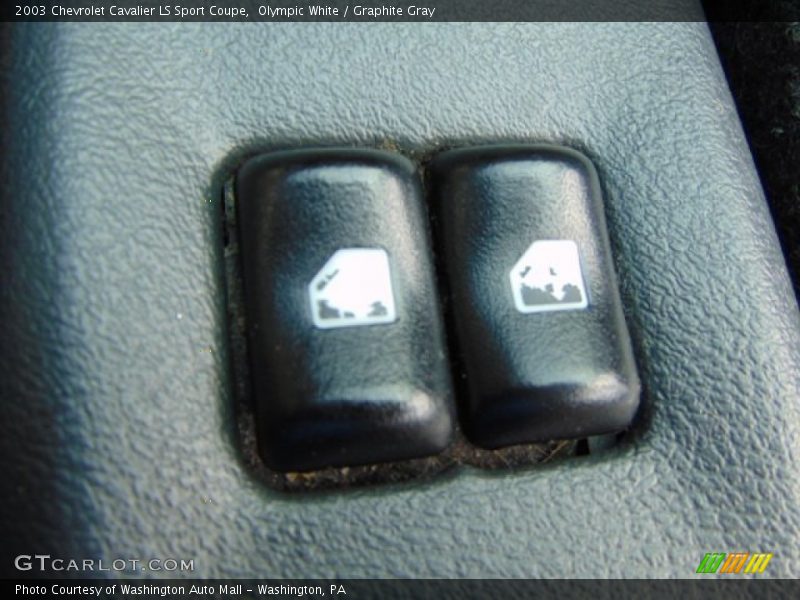 Olympic White / Graphite Gray 2003 Chevrolet Cavalier LS Sport Coupe