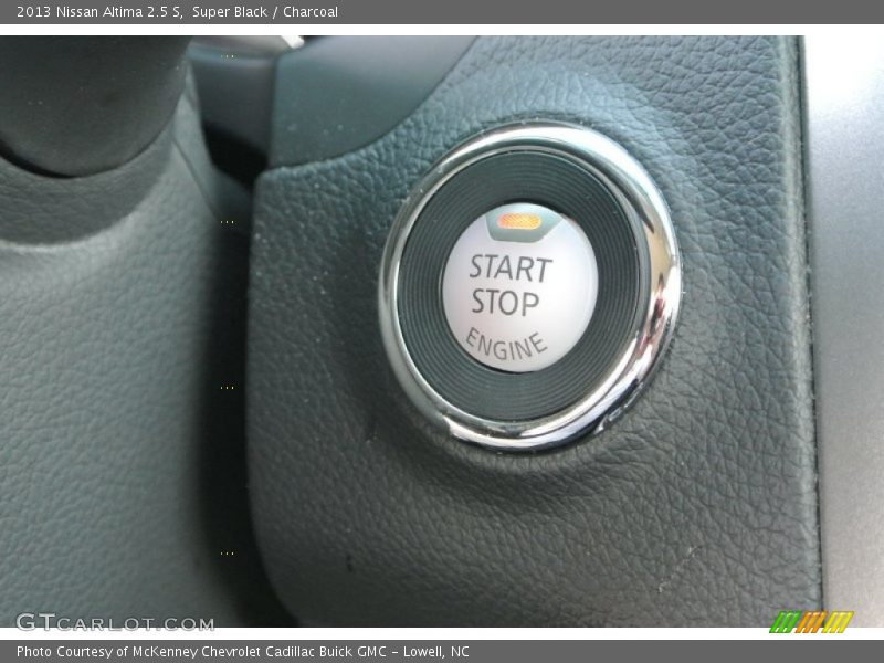Super Black / Charcoal 2013 Nissan Altima 2.5 S