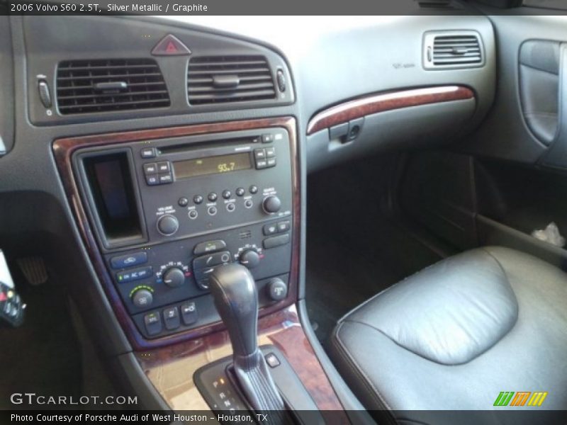 Silver Metallic / Graphite 2006 Volvo S60 2.5T