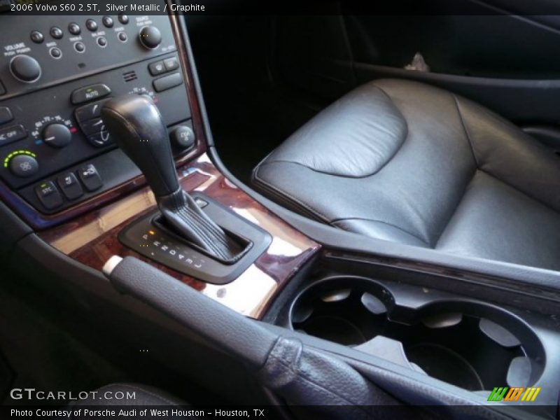 Silver Metallic / Graphite 2006 Volvo S60 2.5T