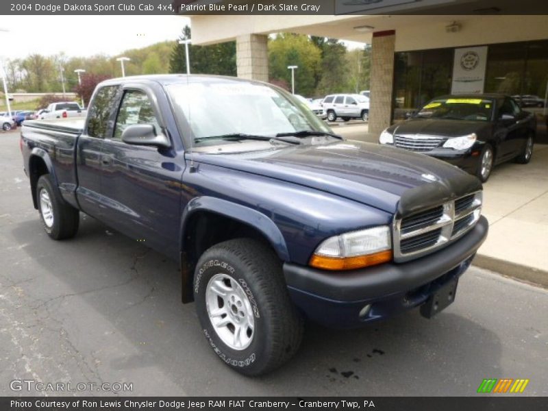 Patriot Blue Pearl / Dark Slate Gray 2004 Dodge Dakota Sport Club Cab 4x4