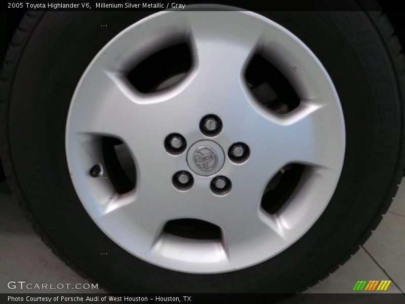 Millenium Silver Metallic / Gray 2005 Toyota Highlander V6