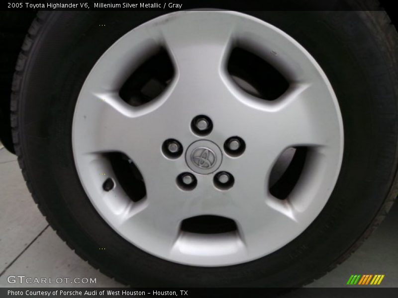 Millenium Silver Metallic / Gray 2005 Toyota Highlander V6