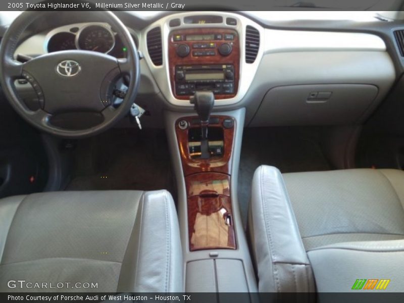 Millenium Silver Metallic / Gray 2005 Toyota Highlander V6