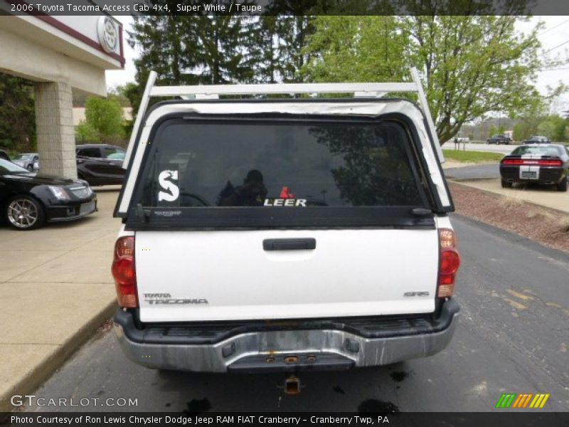 Super White / Taupe 2006 Toyota Tacoma Access Cab 4x4
