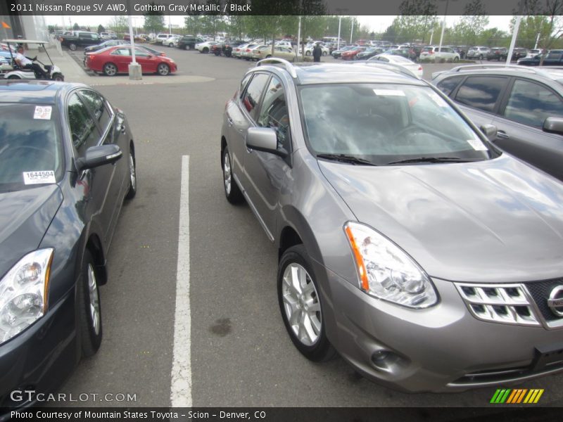 Gotham Gray Metallic / Black 2011 Nissan Rogue SV AWD