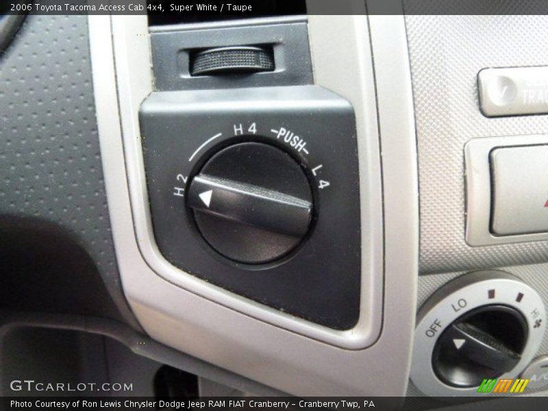 Super White / Taupe 2006 Toyota Tacoma Access Cab 4x4