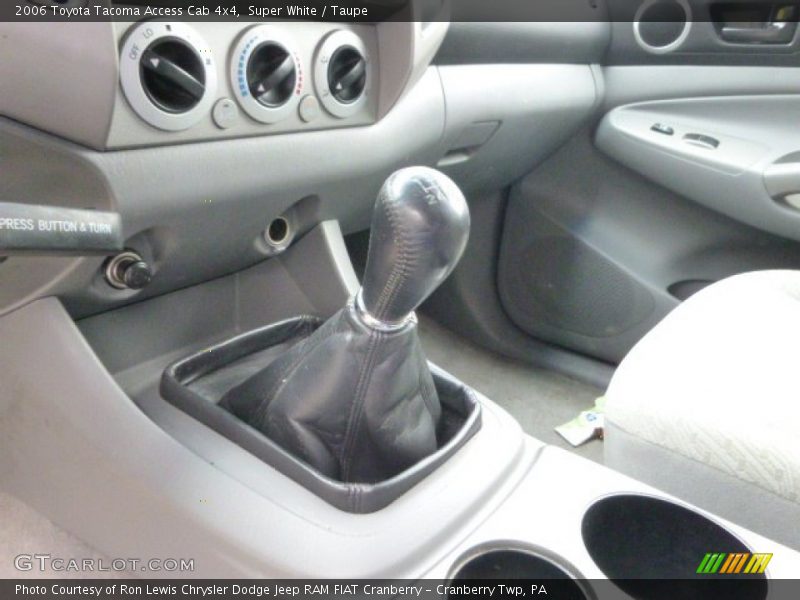 Super White / Taupe 2006 Toyota Tacoma Access Cab 4x4