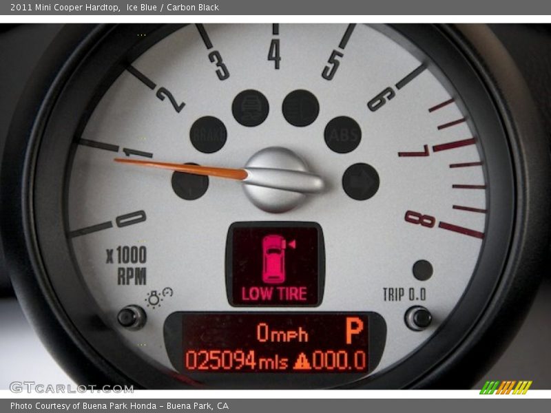 Ice Blue / Carbon Black 2011 Mini Cooper Hardtop