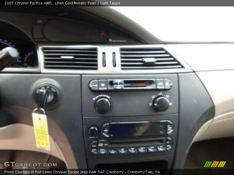 Linen Gold Metallic Pearl / Light Taupe 2005 Chrysler Pacifica AWD