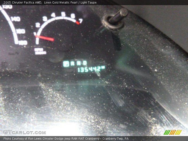 Linen Gold Metallic Pearl / Light Taupe 2005 Chrysler Pacifica AWD