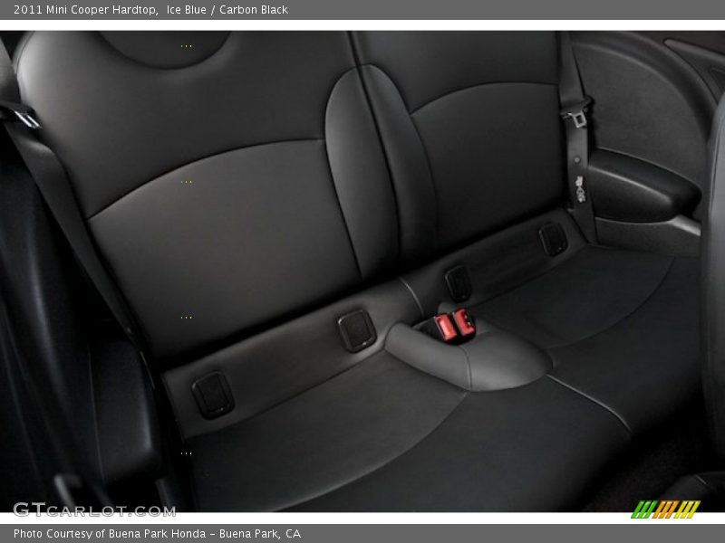 Ice Blue / Carbon Black 2011 Mini Cooper Hardtop