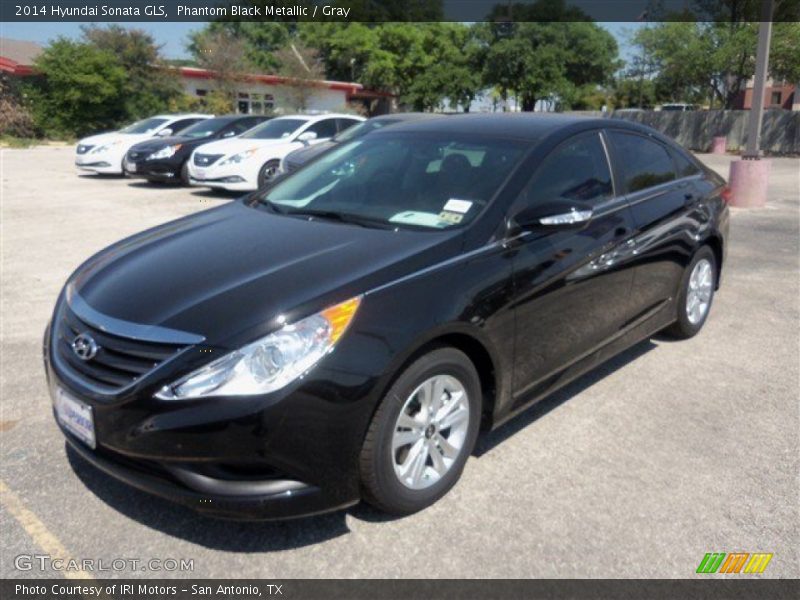 Phantom Black Metallic / Gray 2014 Hyundai Sonata GLS