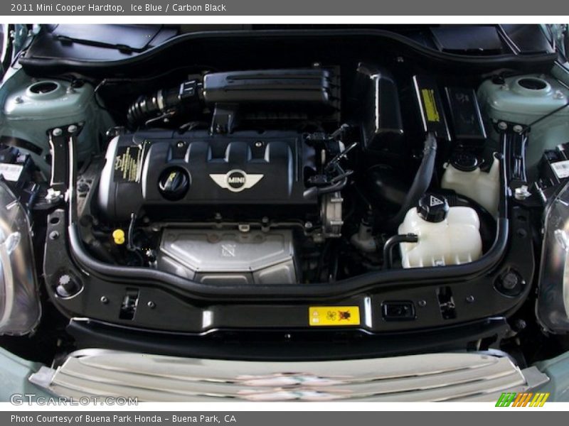 Ice Blue / Carbon Black 2011 Mini Cooper Hardtop
