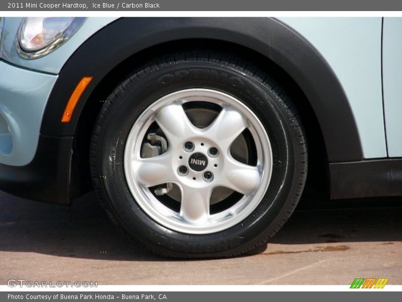 Ice Blue / Carbon Black 2011 Mini Cooper Hardtop