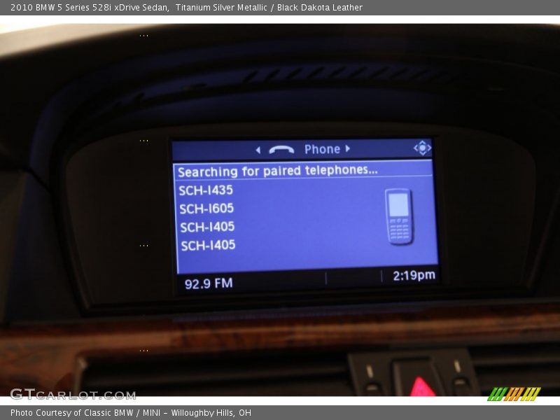 Titanium Silver Metallic / Black Dakota Leather 2010 BMW 5 Series 528i xDrive Sedan