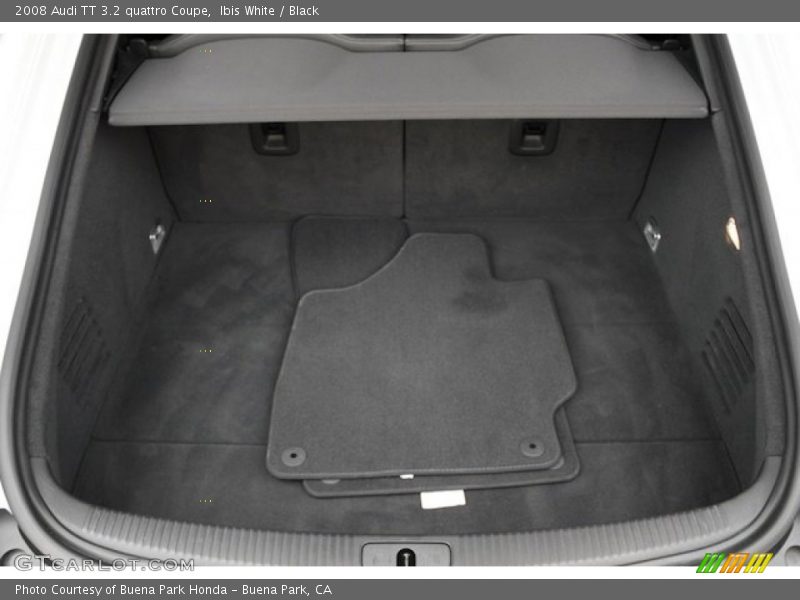 Ibis White / Black 2008 Audi TT 3.2 quattro Coupe