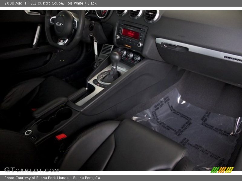 Ibis White / Black 2008 Audi TT 3.2 quattro Coupe