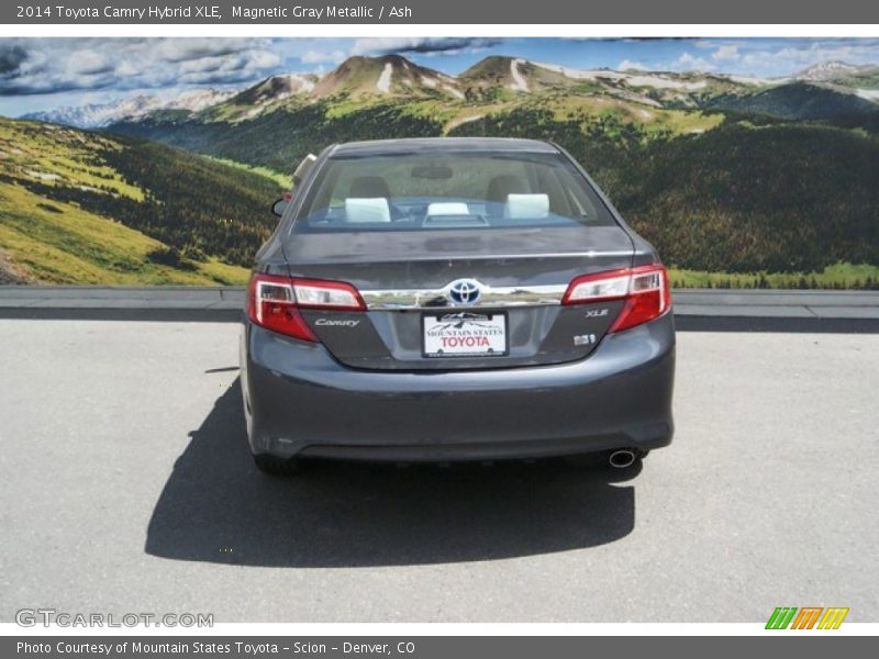 Magnetic Gray Metallic / Ash 2014 Toyota Camry Hybrid XLE