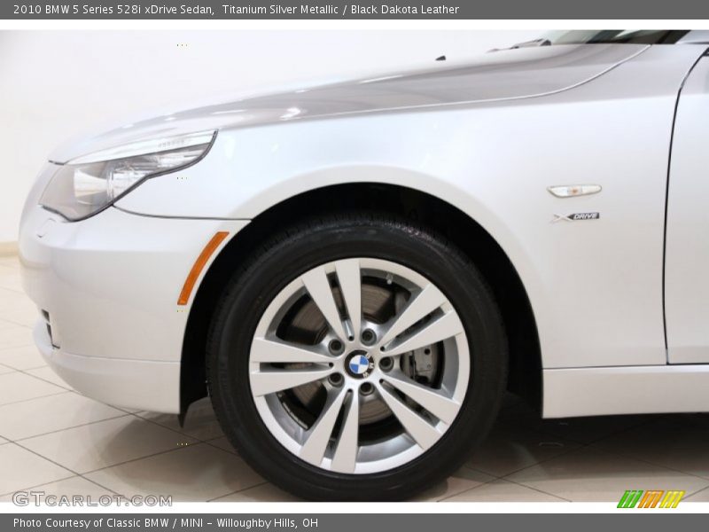  2010 5 Series 528i xDrive Sedan Wheel