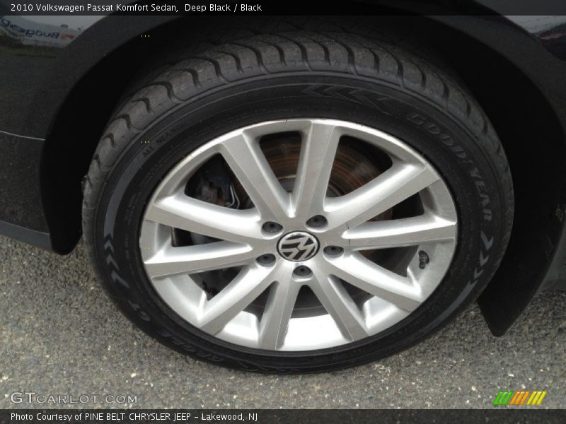 Deep Black / Black 2010 Volkswagen Passat Komfort Sedan