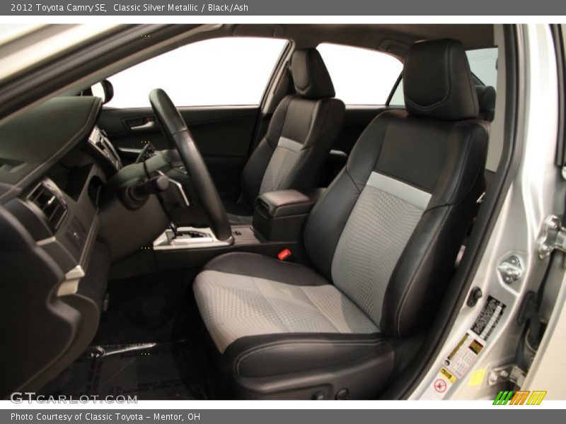 Classic Silver Metallic / Black/Ash 2012 Toyota Camry SE