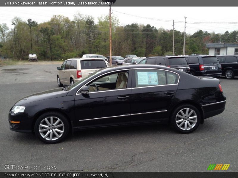 Deep Black / Black 2010 Volkswagen Passat Komfort Sedan