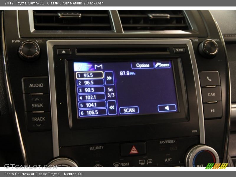 Classic Silver Metallic / Black/Ash 2012 Toyota Camry SE