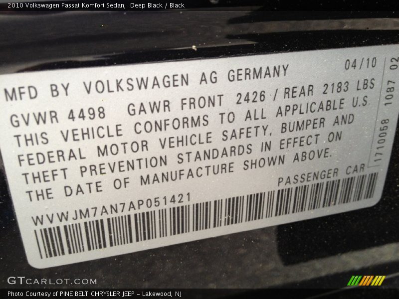 Deep Black / Black 2010 Volkswagen Passat Komfort Sedan