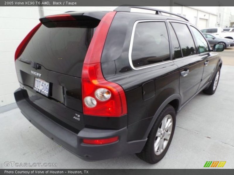 Black / Taupe 2005 Volvo XC90 T6 AWD