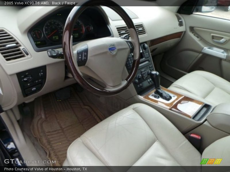 Black / Taupe 2005 Volvo XC90 T6 AWD