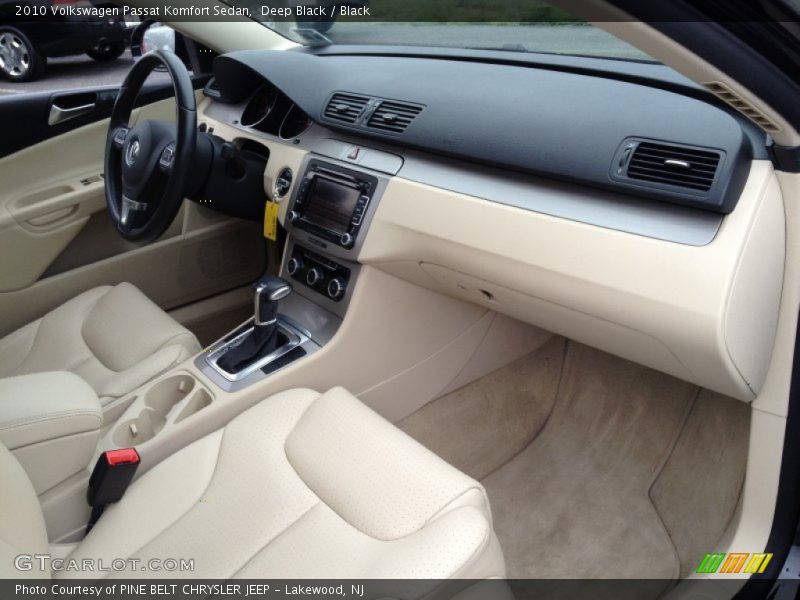 Deep Black / Black 2010 Volkswagen Passat Komfort Sedan