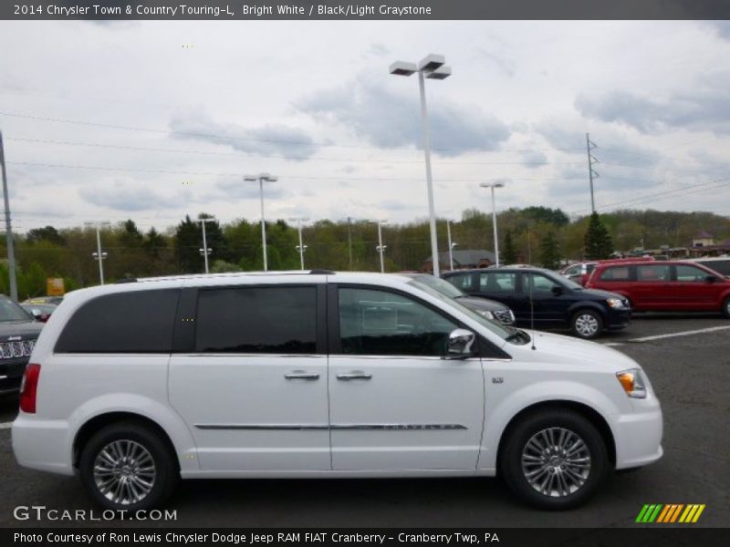 Bright White / Black/Light Graystone 2014 Chrysler Town & Country Touring-L