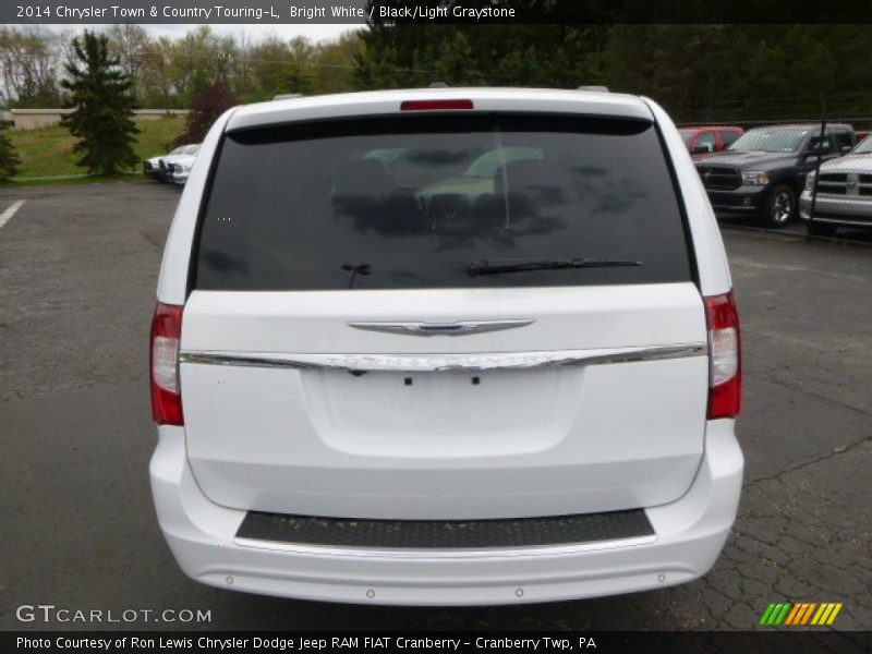 Bright White / Black/Light Graystone 2014 Chrysler Town & Country Touring-L