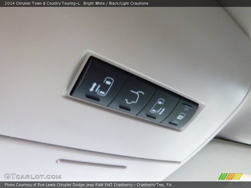 Bright White / Black/Light Graystone 2014 Chrysler Town & Country Touring-L
