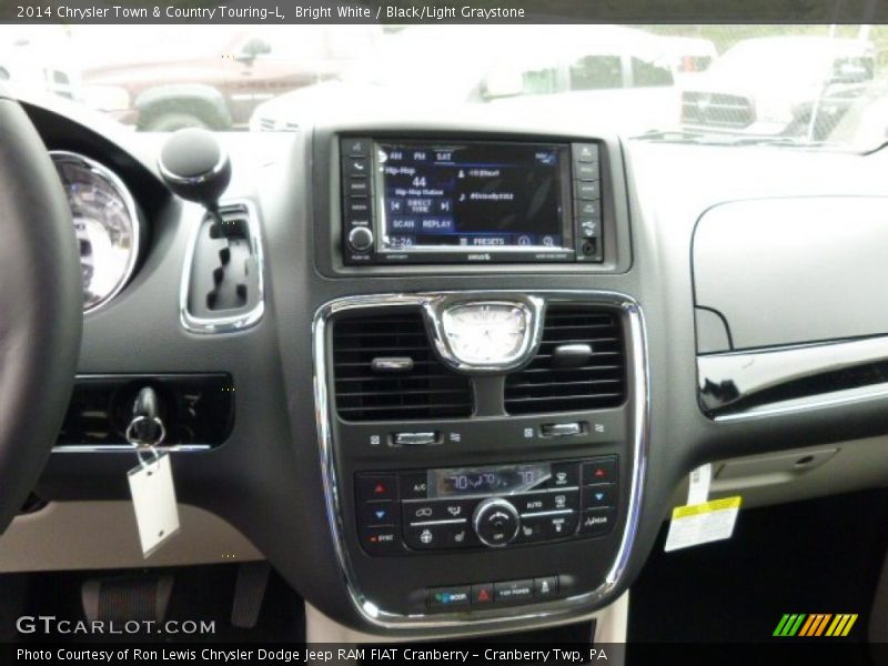 Bright White / Black/Light Graystone 2014 Chrysler Town & Country Touring-L
