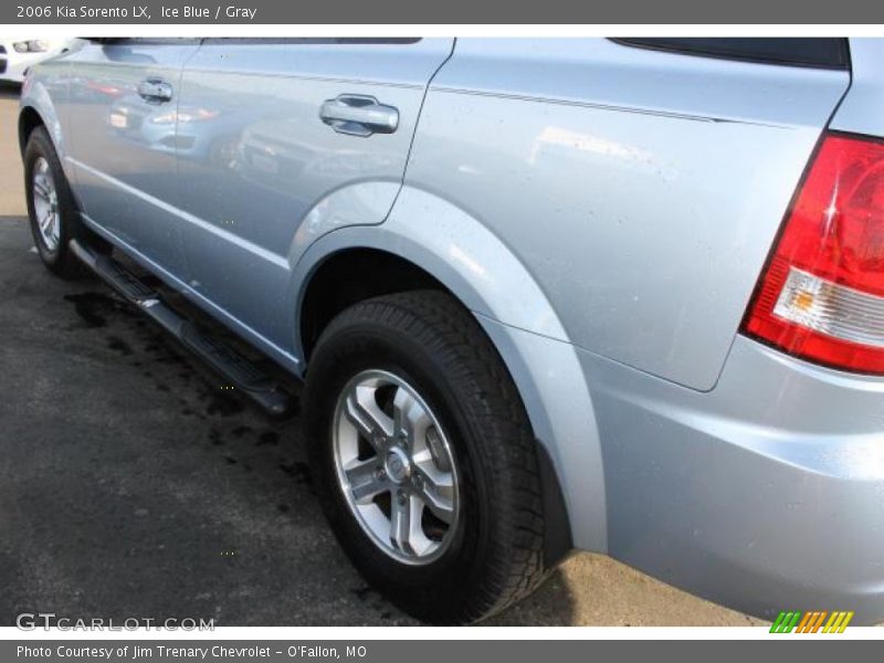 Ice Blue / Gray 2006 Kia Sorento LX